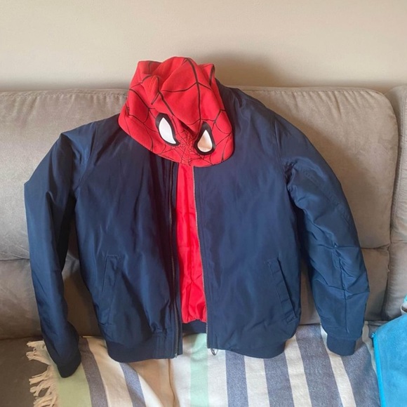 H&M Spiderman boys bomber jacket size 8/10. Great condition. - Picture 3 of 3